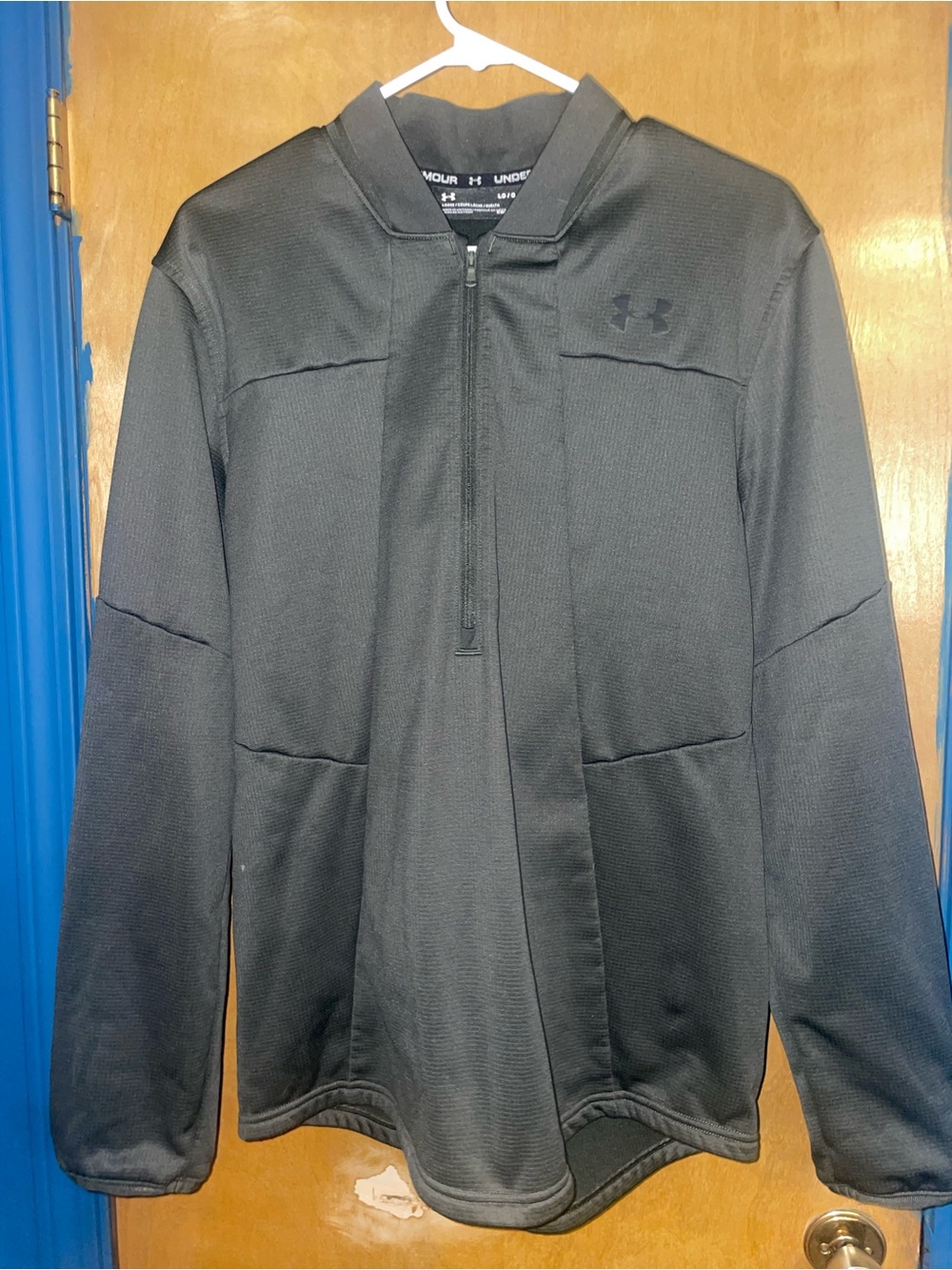 Under Armour Men's Black quarter-Zip Performance Jacket